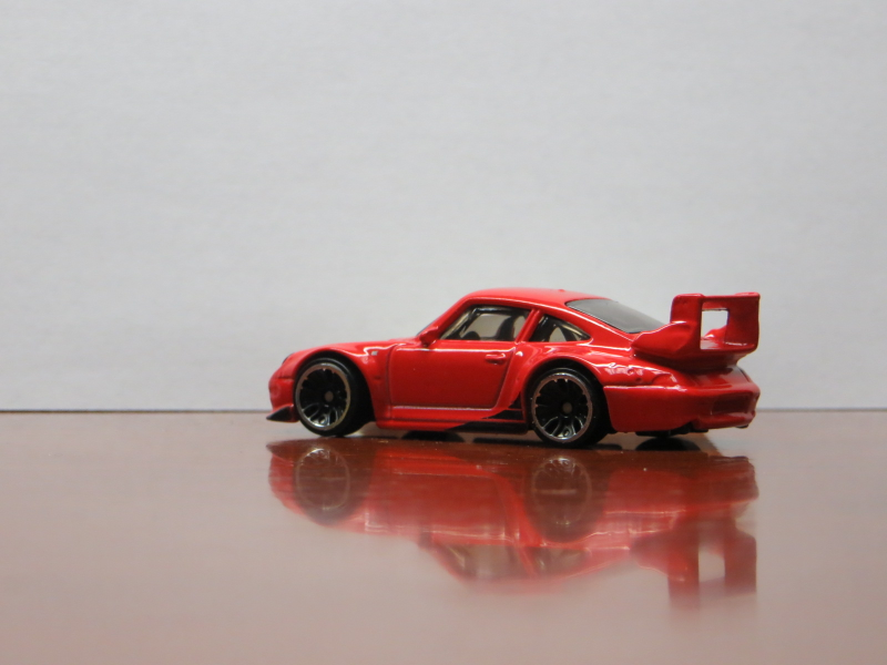 Illustration for article titled A few pics from my recent Hot Wheels haul! 993 FTW!